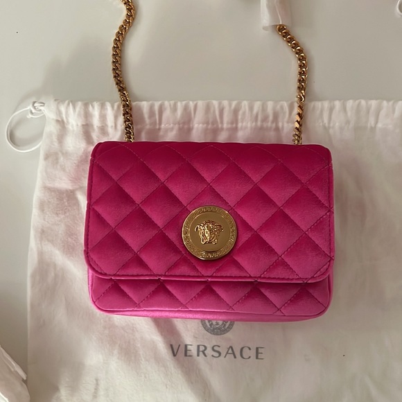 Versace NWOT Hot Pink Velvet MEDUSA Clutch crossbody Handbag 7βx5β with dust bag - Picture 11 of 11